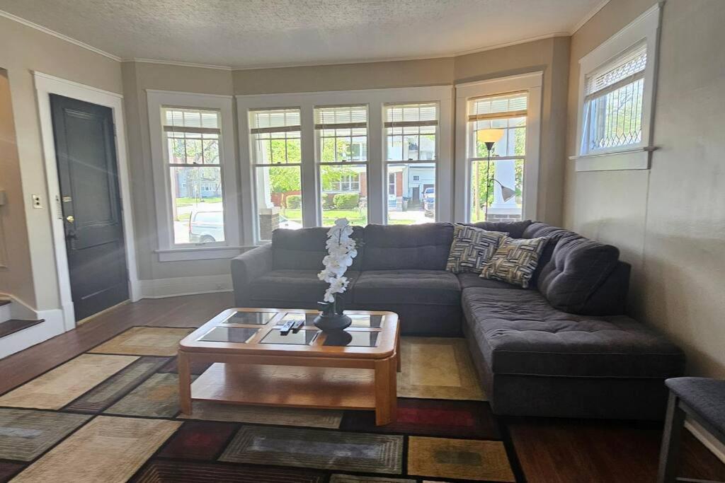 Terrace House Apartment Muskegon Bagian luar foto